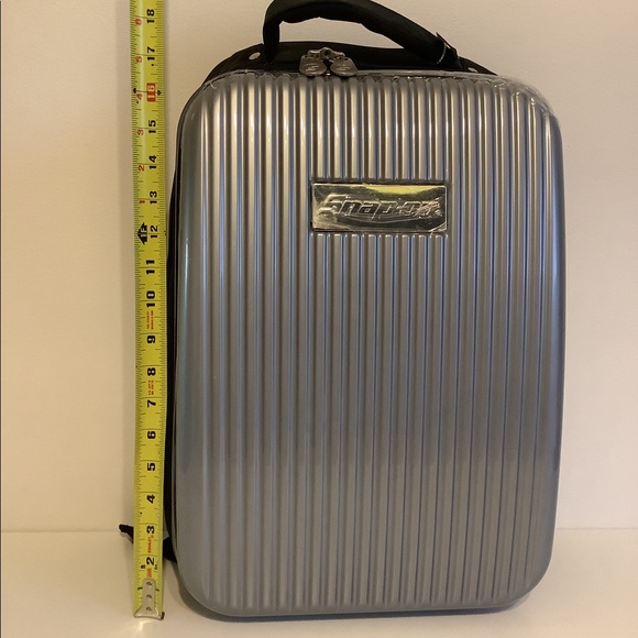 SNAP-ON  BRAND , BACKPACK .. BRAND NEW 🎒 - Picture 5 of 8